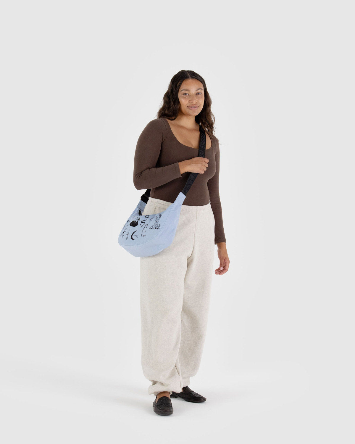 Medium Nylon Crescent Bag Embroidered Ballet Icons | Baggu Trending