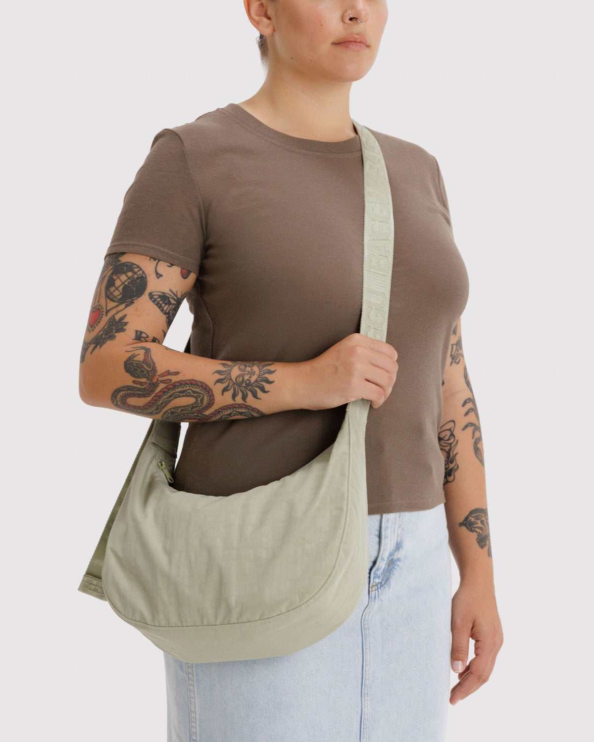Medium Nylon Crescent Bag Celadon | Baggu Exclusive