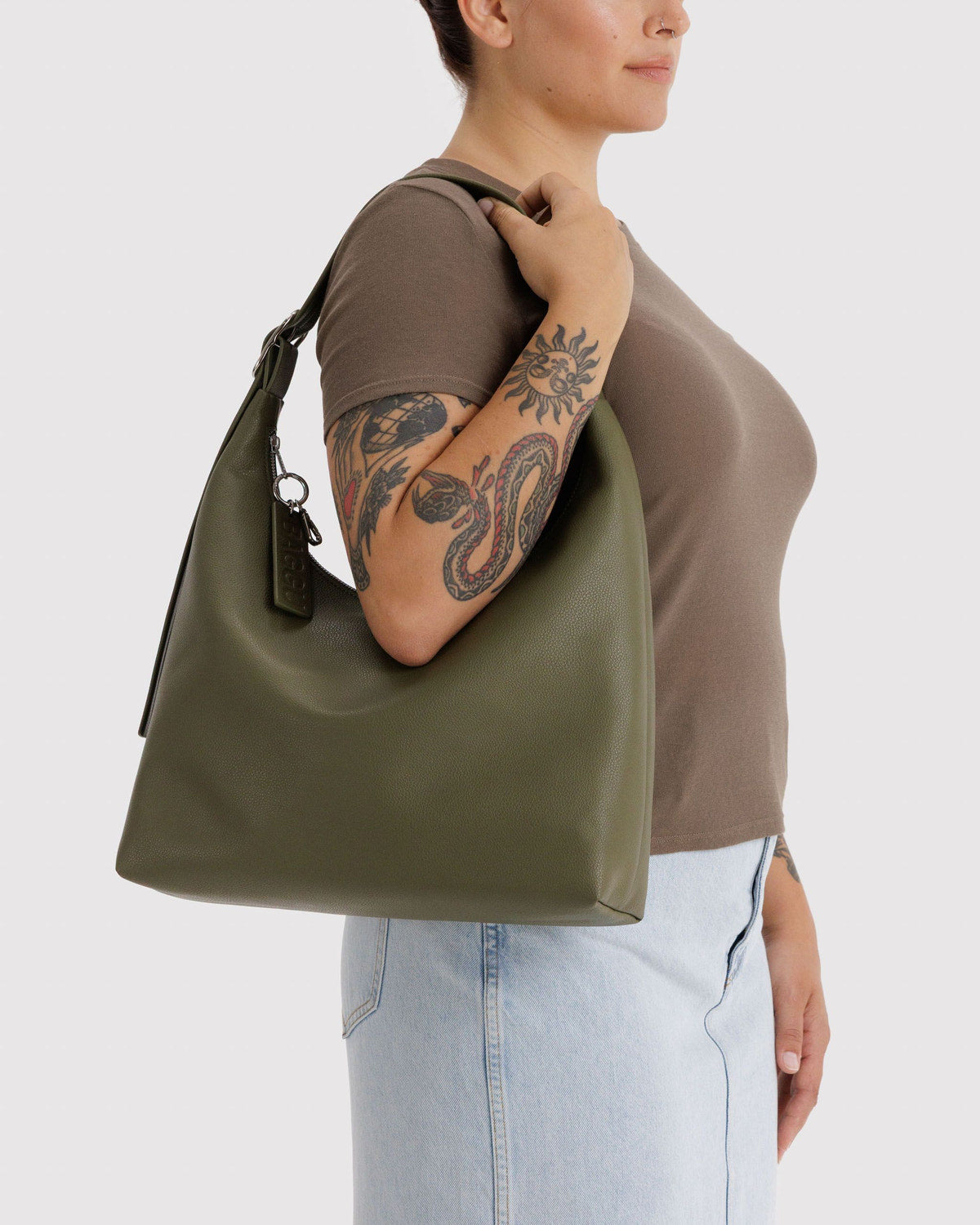 Recycled Leather Shoulder Bag Loden | Baggu Deals