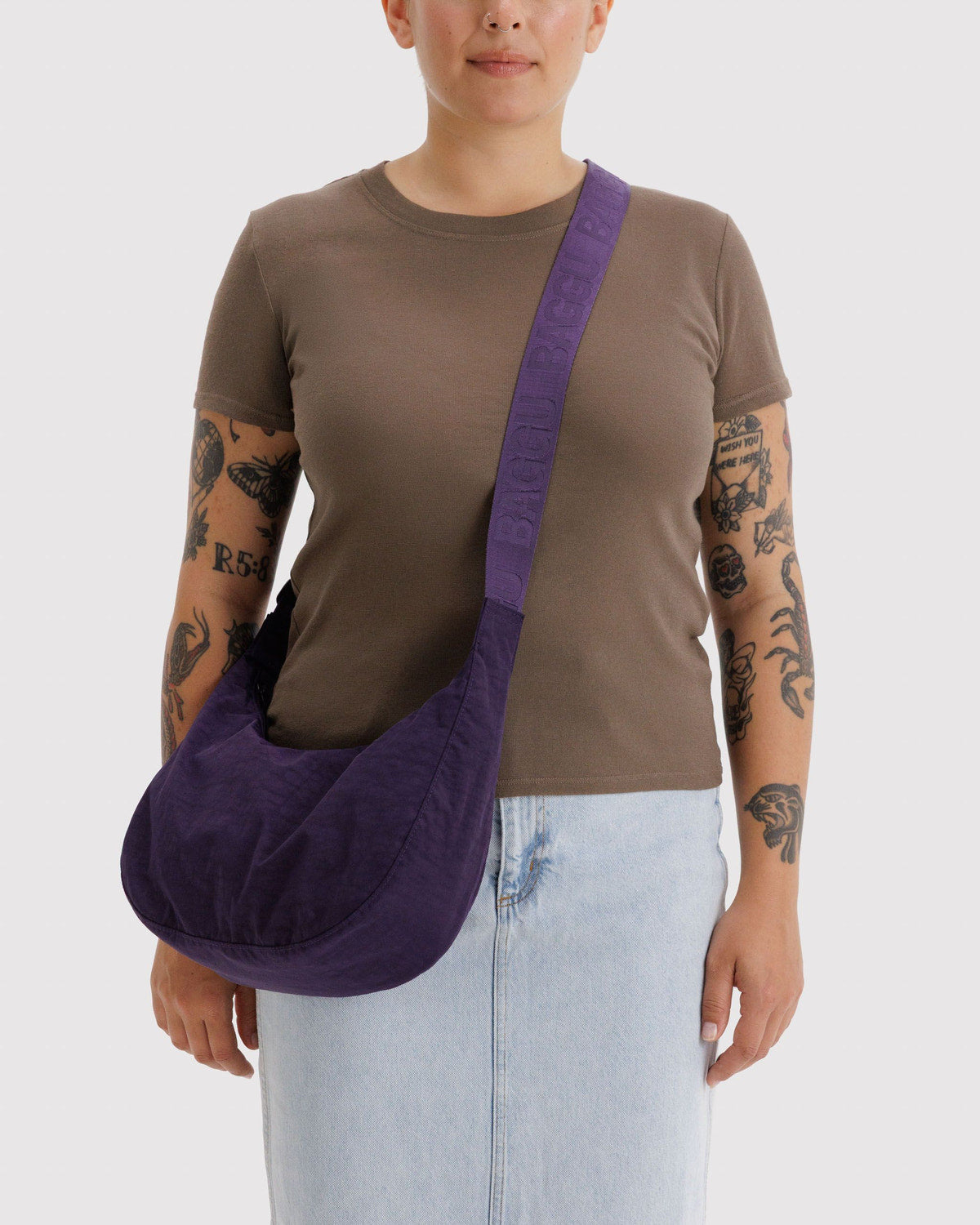 Medium Nylon Crescent Bag Fig | Baggu Deals